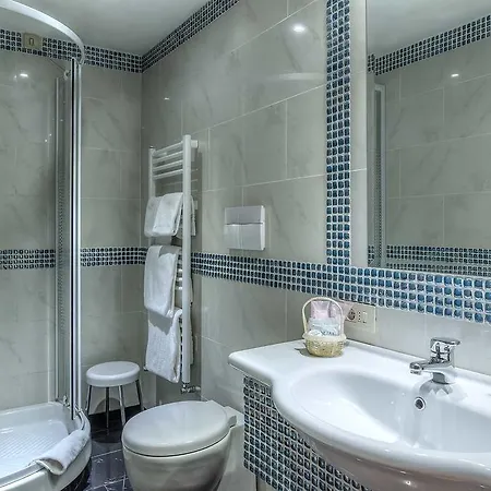 Hotel Caracciolo Rome