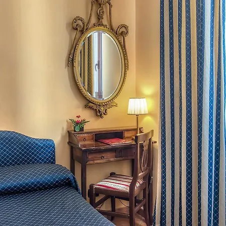 Caracciolo Hotel 3*