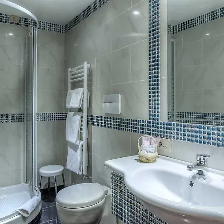 Caracciolo Hotel 3*