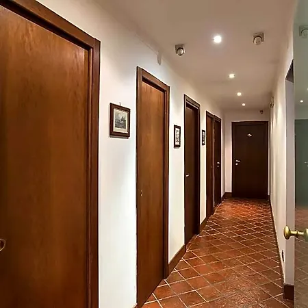 Hotel Caracciolo 3*