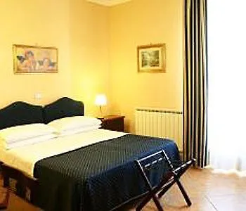 Caracciolo Hotel 3*