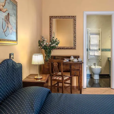 Caracciolo Hotel