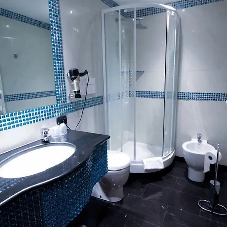 Caracciolo Hotel 3*