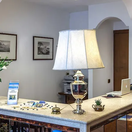 Hotel Caracciolo 3*
